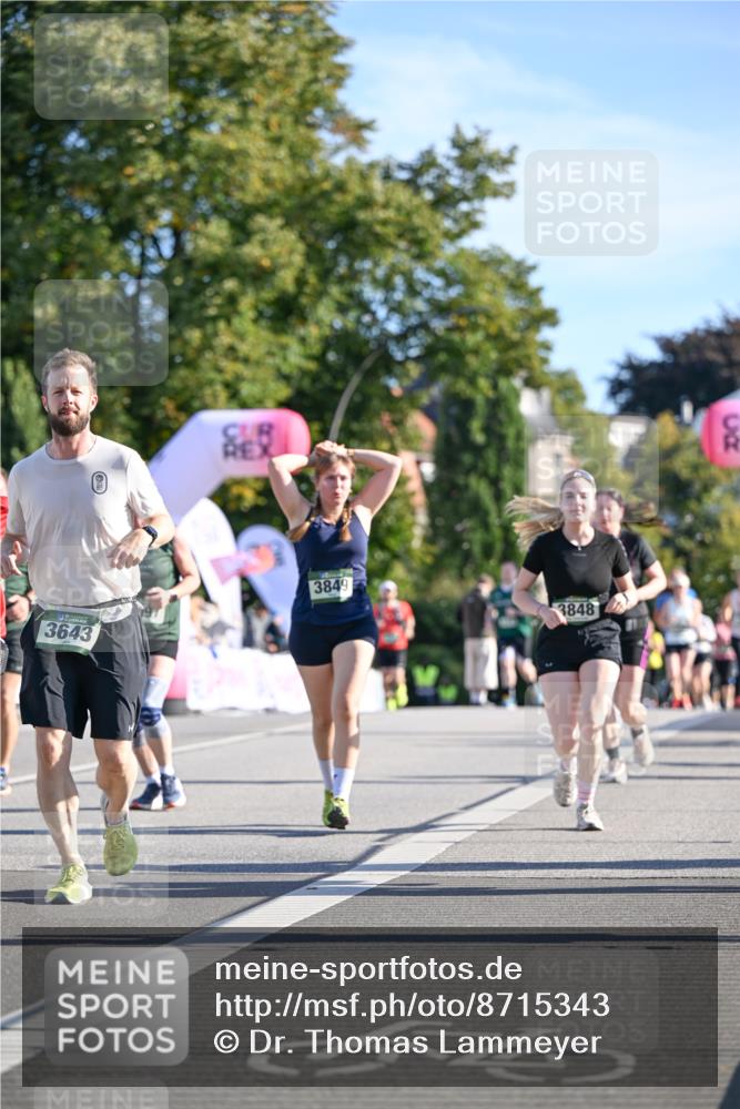 07.09.2025 - BARMER Alsterlauf Dr. Thomas Lammeyer http://msf.ph/oto/8715343 07.09.2025 09:50:32 Laufen 3643, 3849, 3848 meine-sportfotos.de
