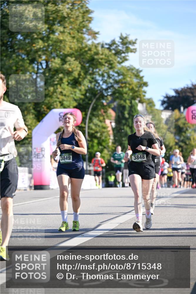 07.09.2025 - BARMER Alsterlauf Dr. Thomas Lammeyer http://msf.ph/oto/8715348 07.09.2025 09:50:33 Laufen 3849, 3848 meine-sportfotos.de