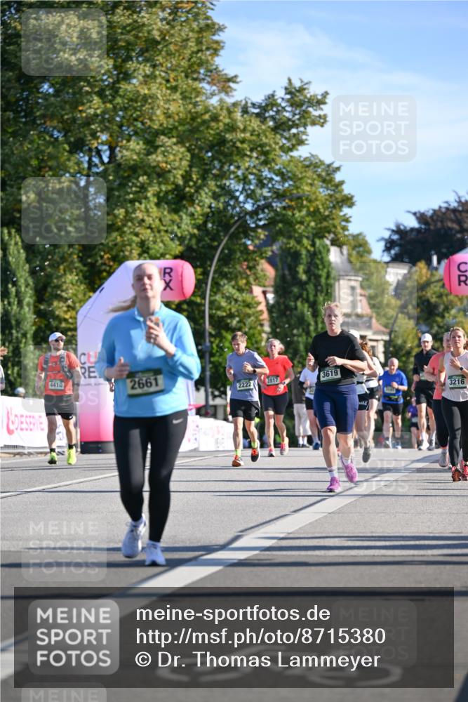 07.09.2025 - BARMER Alsterlauf Dr. Thomas Lammeyer http://msf.ph/oto/8715380 07.09.2025 09:50:39 Laufen 2661, 2222, 2817, 3619, 4410, 3216 meine-sportfotos.de
