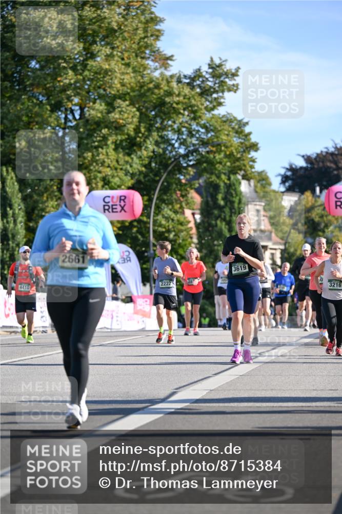 07.09.2025 - BARMER Alsterlauf Dr. Thomas Lammeyer http://msf.ph/oto/8715384 07.09.2025 09:50:39 Laufen 4410, 2661, 3619, 2222, 54, 3216 meine-sportfotos.de