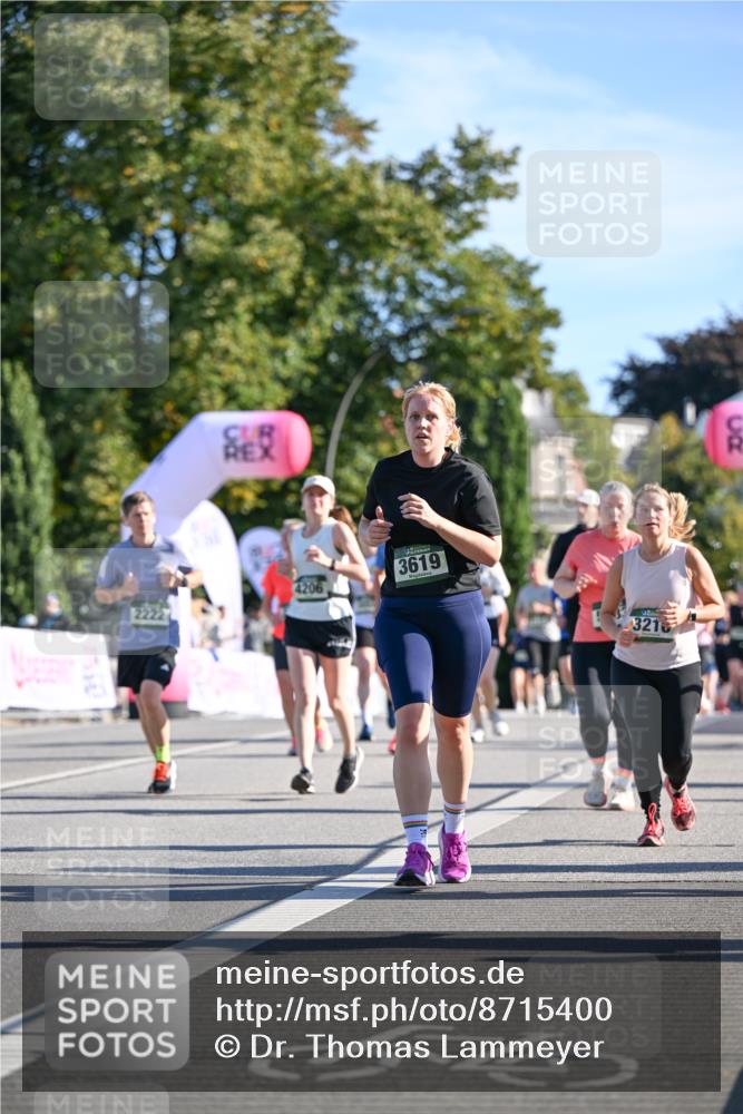 07.09.2025 - BARMER Alsterlauf Dr. Thomas Lammeyer http://msf.ph/oto/8715400 07.09.2025 09:50:43 Laufen 2222, 4206, 3619, 54, 3216 meine-sportfotos.de