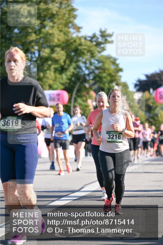 07.09.2025 - BARMER Alsterlauf Dr. Thomas Lammeyer http://msf.ph/oto/8715414 07.09.2025 09:50:45 Laufen 3619, 3216 meine-sportfotos.de