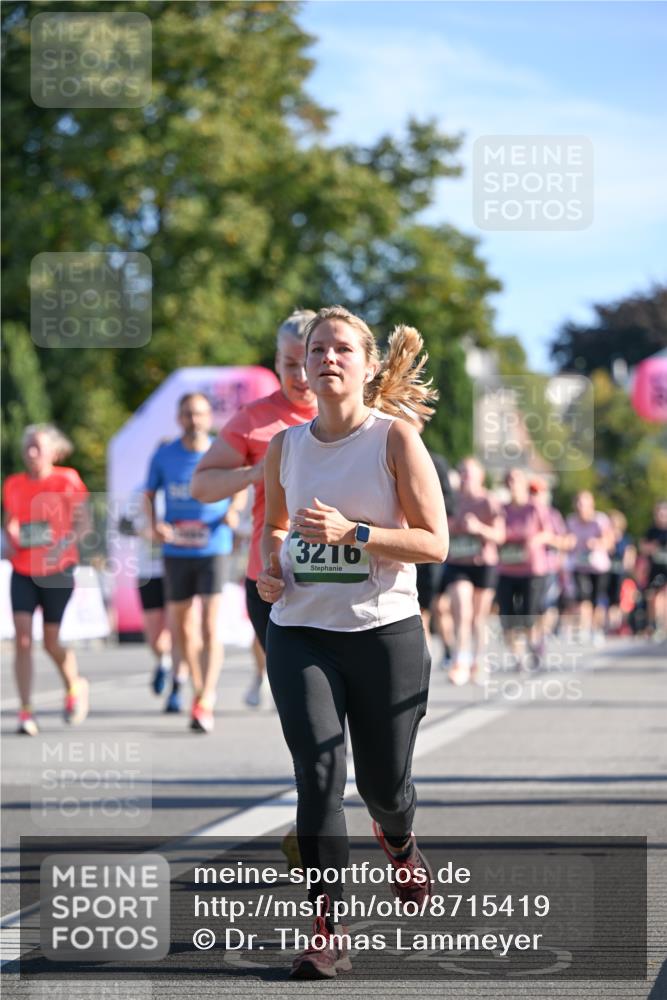 07.09.2025 - BARMER Alsterlauf Dr. Thomas Lammeyer http://msf.ph/oto/8715419 07.09.2025 09:50:46 Laufen 3216 meine-sportfotos.de
