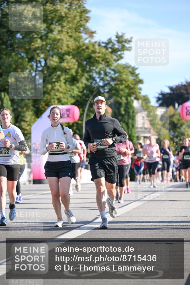 07.09.2025 - BARMER Alsterlauf Dr. Thomas Lammeyer http://msf.ph/oto/8715436 07.09.2025 09:50:49 Laufen 3052, 3993, 200 meine-sportfotos.de