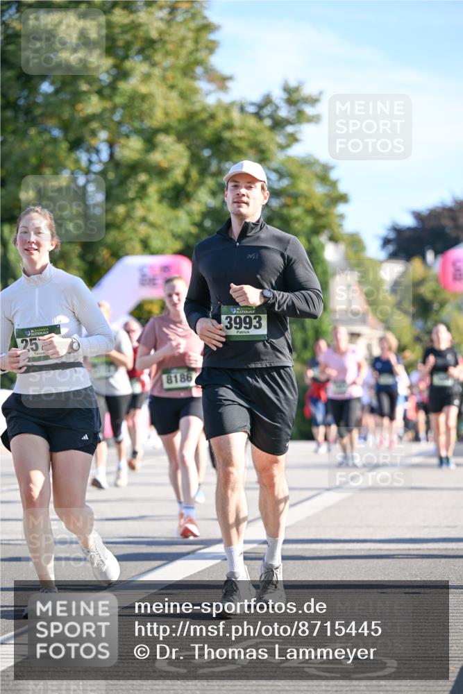 07.09.2025 - BARMER Alsterlauf Dr. Thomas Lammeyer http://msf.ph/oto/8715445 07.09.2025 09:50:50 Laufen 257, 8186, 36, 3993 meine-sportfotos.de