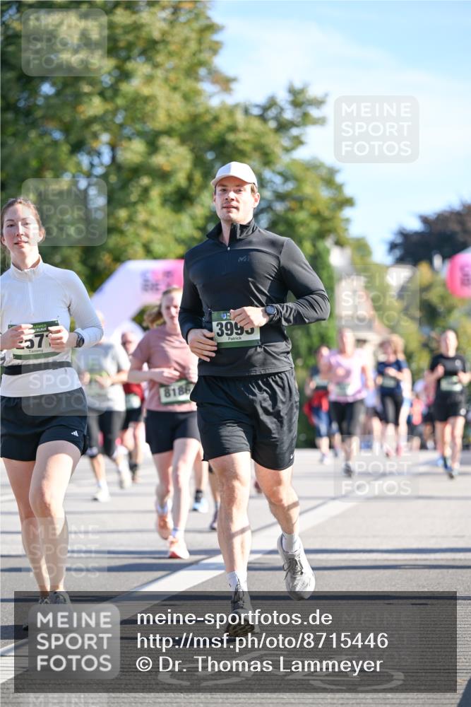 07.09.2025 - BARMER Alsterlauf Dr. Thomas Lammeyer http://msf.ph/oto/8715446 07.09.2025 09:50:50 Laufen 57, 8186, 3993 meine-sportfotos.de