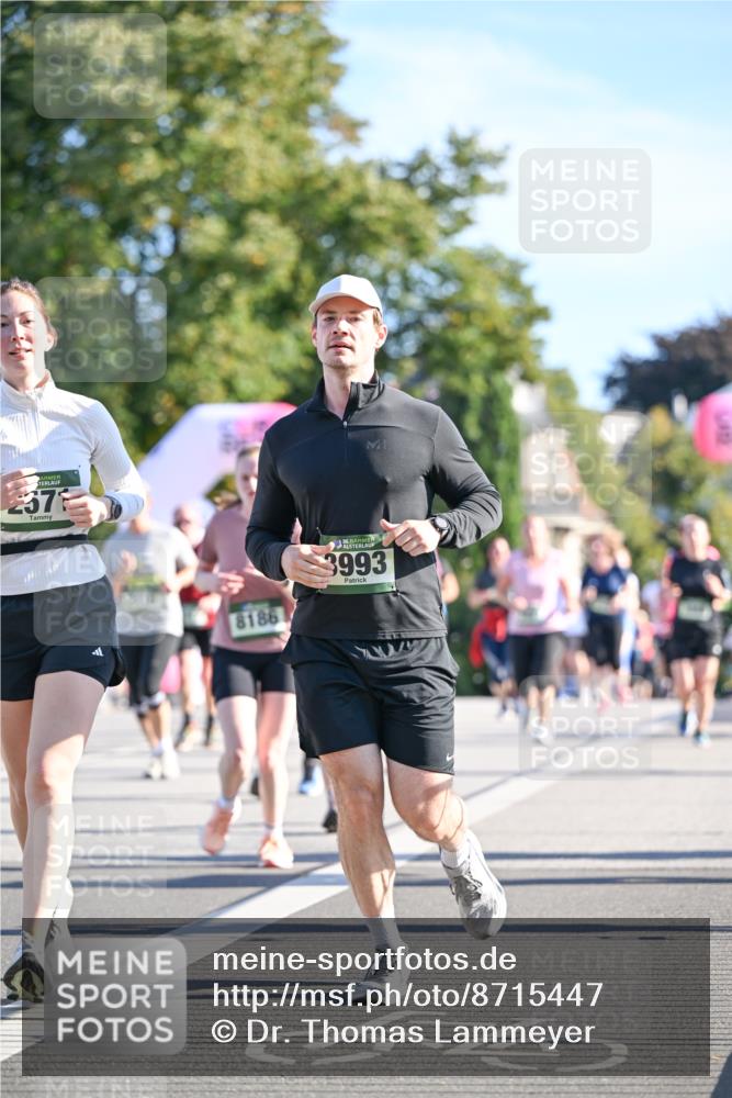 07.09.2025 - BARMER Alsterlauf Dr. Thomas Lammeyer http://msf.ph/oto/8715447 07.09.2025 09:50:51 Laufen 37, 8186, 136, 3993 meine-sportfotos.de