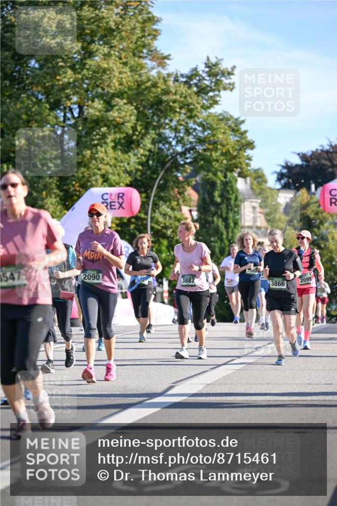 07.09.2025 - BARMER Alsterlauf Dr. Thomas Lammeyer http://msf.ph/oto/8715461 07.09.2025 09:50:53 Laufen 35477, 2090, 3887, 5503, 3866, 2099, 54 meine-sportfotos.de