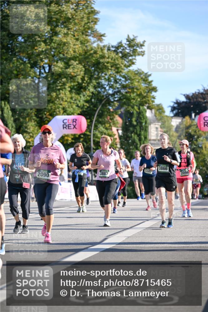 07.09.2025 - BARMER Alsterlauf Dr. Thomas Lammeyer http://msf.ph/oto/8715465 07.09.2025 09:50:54 Laufen 2090, 3887, 5503, 3866, 2099, 54 meine-sportfotos.de