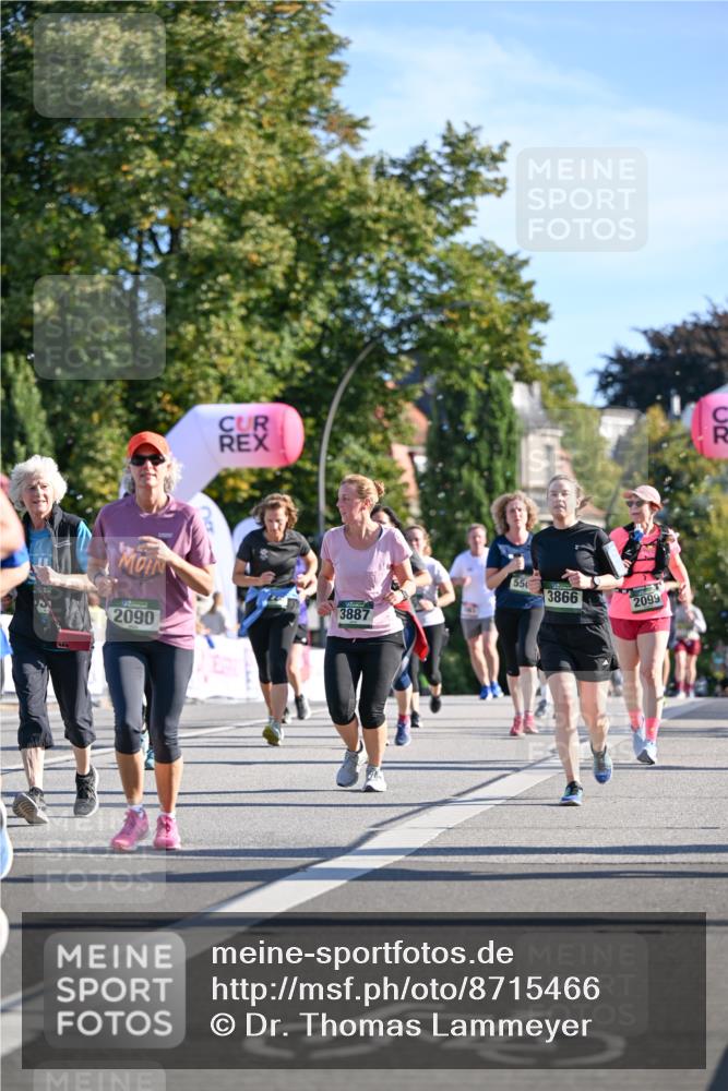07.09.2025 - BARMER Alsterlauf Dr. Thomas Lammeyer http://msf.ph/oto/8715466 07.09.2025 09:50:54 Laufen 3887, 2090, 550, 3866, 2099 meine-sportfotos.de