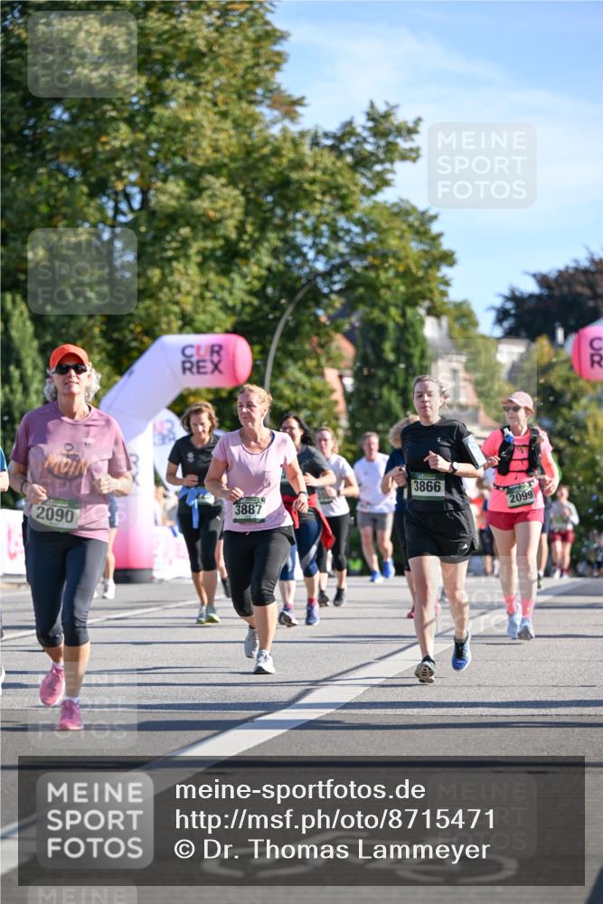 07.09.2025 - BARMER Alsterlauf Dr. Thomas Lammeyer http://msf.ph/oto/8715471 07.09.2025 09:50:54 Laufen 3887, 2090, 3866, 2099, 54 meine-sportfotos.de