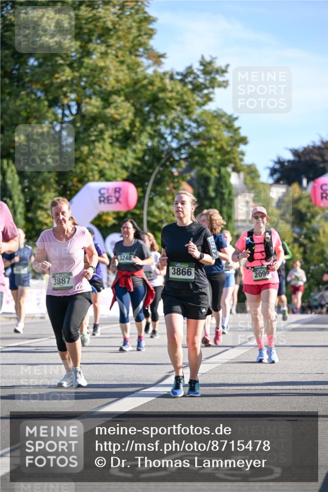 07.09.2025 - BARMER Alsterlauf Dr. Thomas Lammeyer http://msf.ph/oto/8715478 07.09.2025 09:50:56 Laufen 3887, 3248, 3866, 2099, 5 meine-sportfotos.de