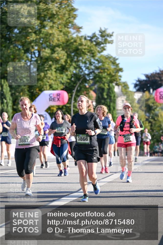 07.09.2025 - BARMER Alsterlauf Dr. Thomas Lammeyer http://msf.ph/oto/8715480 07.09.2025 09:50:56 Laufen 3887, 3248, 3866, 503, 209, 54 meine-sportfotos.de