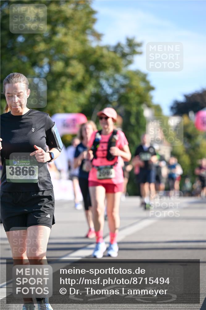 07.09.2025 - BARMER Alsterlauf Dr. Thomas Lammeyer http://msf.ph/oto/8715494 07.09.2025 09:50:58 Laufen 36, 3866 meine-sportfotos.de