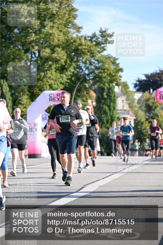 07.09.2025 - BARMER Alsterlauf Dr. Thomas Lammeyer http://msf.ph/oto/8715515 07.09.2025 09:51:02 Laufen 25, 595, 2706, 3699, 54 meine-sportfotos.de