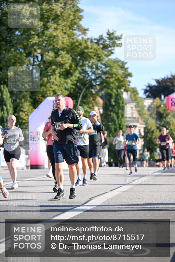 07.09.2025 - BARMER Alsterlauf Dr. Thomas Lammeyer http://msf.ph/oto/8715517 07.09.2025 09:51:02 Laufen 2525, 27, 699 meine-sportfotos.de