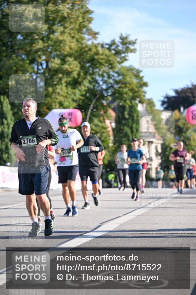 07.09.2025 - BARMER Alsterlauf Dr. Thomas Lammeyer http://msf.ph/oto/8715522 07.09.2025 09:51:04 Laufen 2706, 3699, 5712 meine-sportfotos.de
