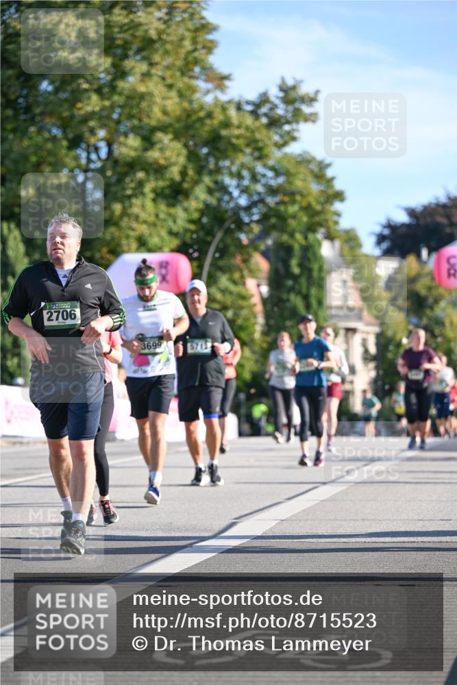 07.09.2025 - BARMER Alsterlauf Dr. Thomas Lammeyer http://msf.ph/oto/8715523 07.09.2025 09:51:04 Laufen 2706, 3699, 5712 meine-sportfotos.de