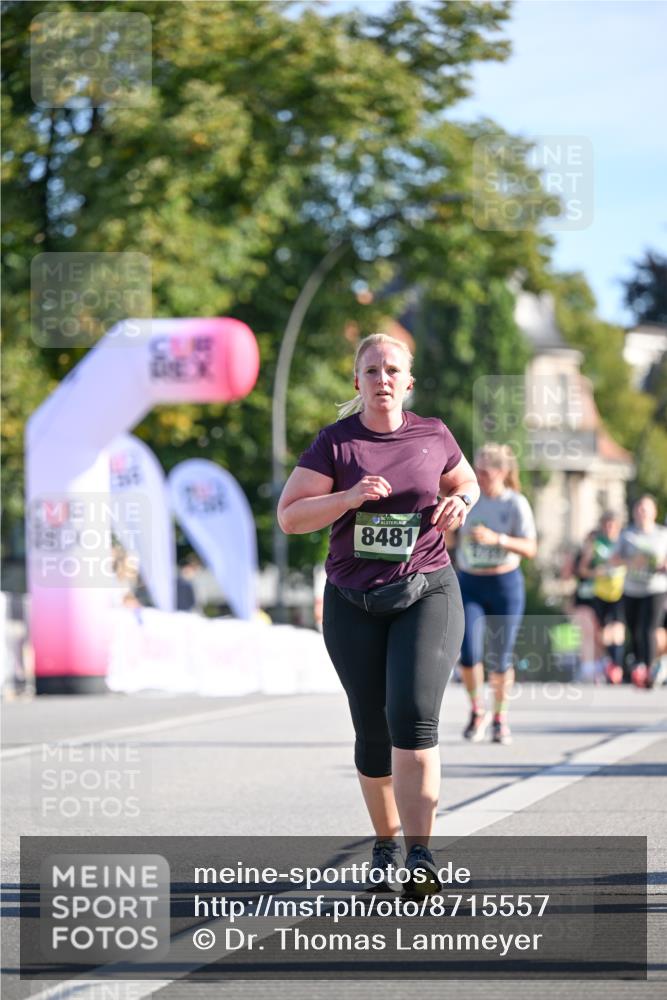 07.09.2025 - BARMER Alsterlauf Dr. Thomas Lammeyer http://msf.ph/oto/8715557 07.09.2025 09:51:12 Laufen 8481 meine-sportfotos.de