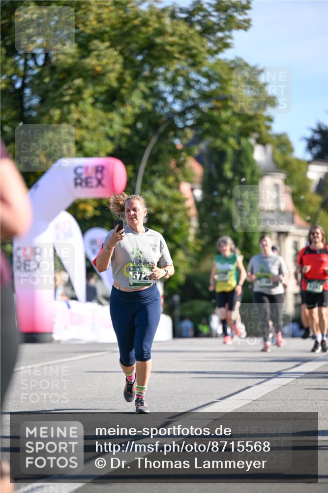 07.09.2025 - BARMER Alsterlauf Dr. Thomas Lammeyer http://msf.ph/oto/8715568 07.09.2025 09:51:15 Laufen 572 meine-sportfotos.de