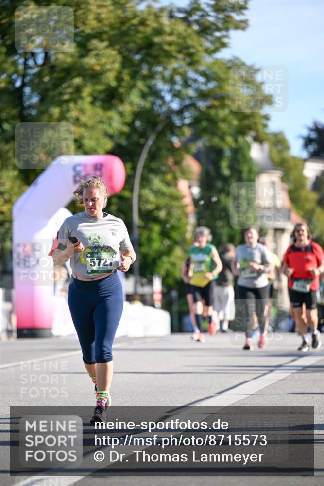 07.09.2025 - BARMER Alsterlauf Dr. Thomas Lammeyer http://msf.ph/oto/8715573 07.09.2025 09:51:16 Laufen 5727 meine-sportfotos.de