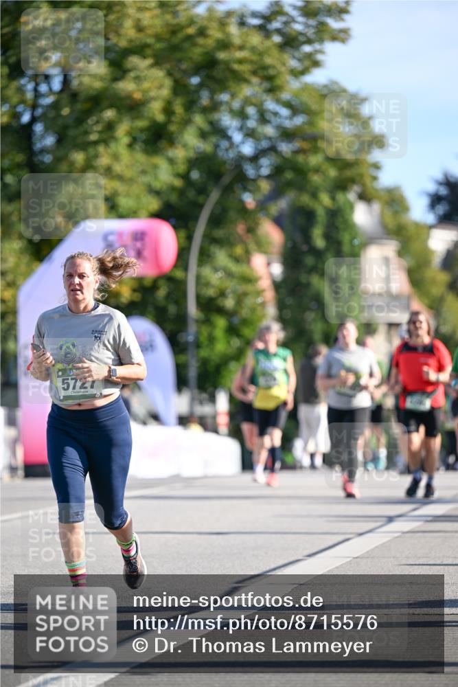 07.09.2025 - BARMER Alsterlauf Dr. Thomas Lammeyer http://msf.ph/oto/8715576 07.09.2025 09:51:16 Laufen 10, 5727 meine-sportfotos.de
