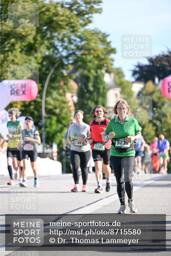 07.09.2025 - BARMER Alsterlauf Dr. Thomas Lammeyer http://msf.ph/oto/8715580 07.09.2025 09:51:19 Laufen 3149, 5269, 5235 meine-sportfotos.de
