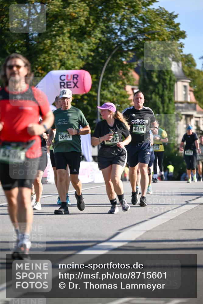 07.09.2025 - BARMER Alsterlauf Dr. Thomas Lammeyer http://msf.ph/oto/8715601 07.09.2025 09:51:24 Laufen 5269, 2691, 92, 4141, 8031 meine-sportfotos.de