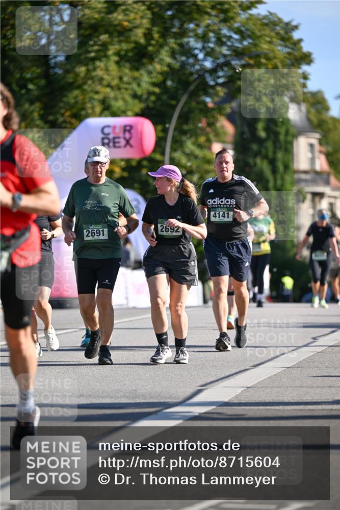07.09.2025 - BARMER Alsterlauf Dr. Thomas Lammeyer http://msf.ph/oto/8715604 07.09.2025 09:51:25 Laufen 2691, 2692, 4141 meine-sportfotos.de