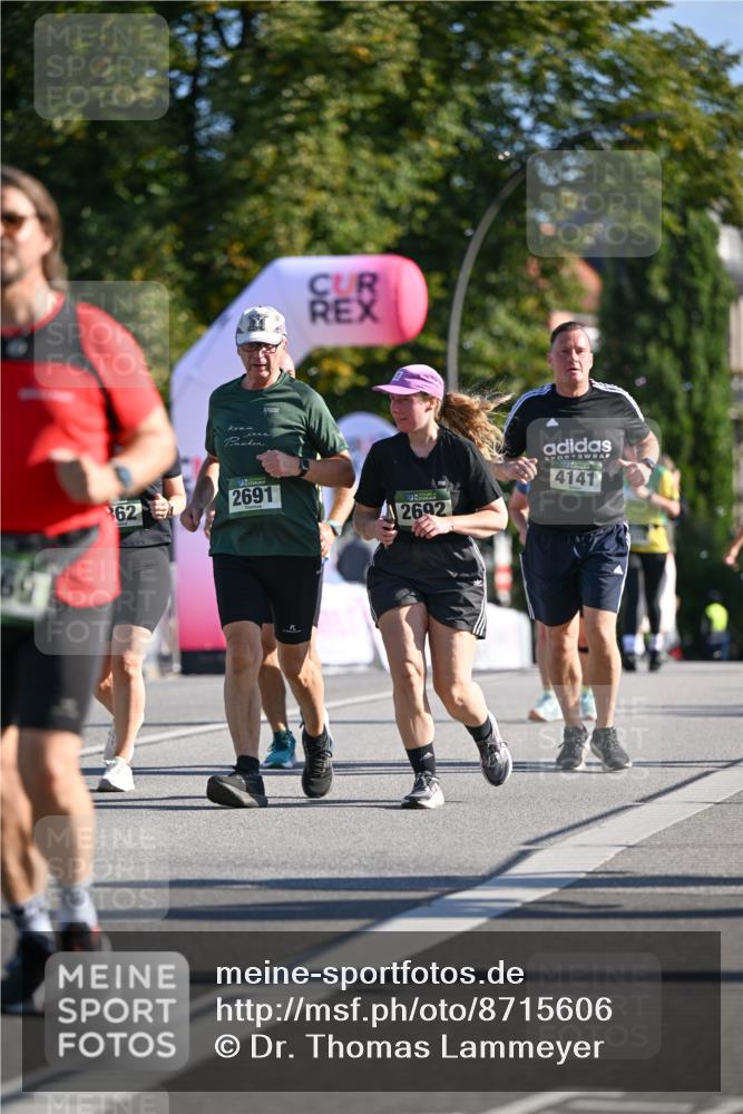 07.09.2025 - BARMER Alsterlauf Dr. Thomas Lammeyer http://msf.ph/oto/8715606 07.09.2025 09:51:25 Laufen 362, 2691, 2692, 4141 meine-sportfotos.de