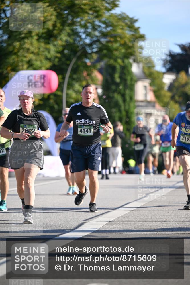 07.09.2025 - BARMER Alsterlauf Dr. Thomas Lammeyer http://msf.ph/oto/8715609 07.09.2025 09:51:26 Laufen 42, 2612, 4141, 312 meine-sportfotos.de