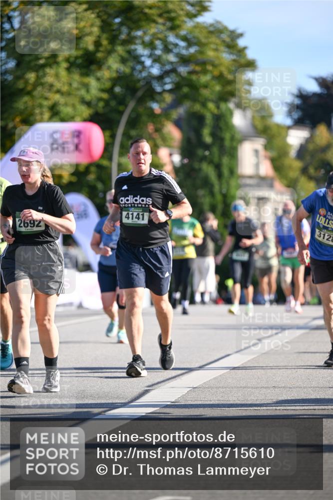 07.09.2025 - BARMER Alsterlauf Dr. Thomas Lammeyer http://msf.ph/oto/8715610 07.09.2025 09:51:26 Laufen 2692, 4141, 312 meine-sportfotos.de