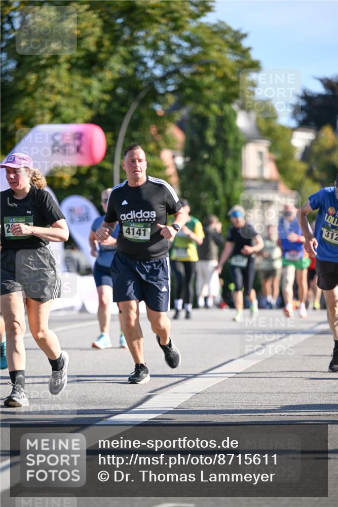 07.09.2025 - BARMER Alsterlauf Dr. Thomas Lammeyer http://msf.ph/oto/8715611 07.09.2025 09:51:26 Laufen 4141, 1312 meine-sportfotos.de