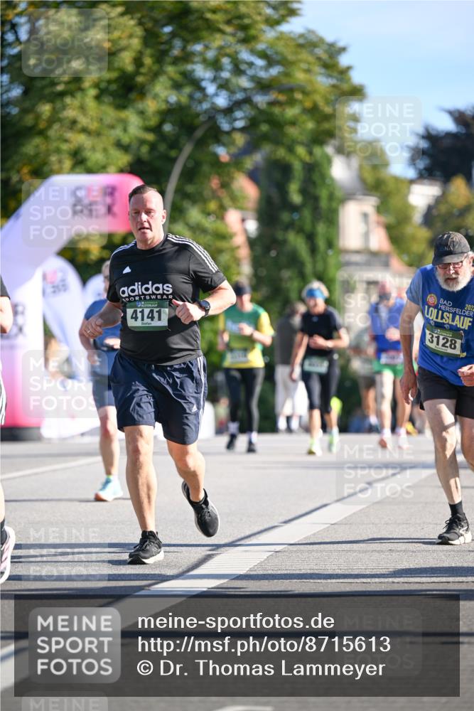 07.09.2025 - BARMER Alsterlauf Dr. Thomas Lammeyer http://msf.ph/oto/8715613 07.09.2025 09:51:27 Laufen 4141, 202, 3128 meine-sportfotos.de