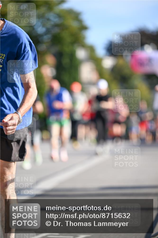 07.09.2025 - BARMER Alsterlauf Dr. Thomas Lammeyer http://msf.ph/oto/8715632 07.09.2025 09:51:32 Laufen 22, 222 meine-sportfotos.de