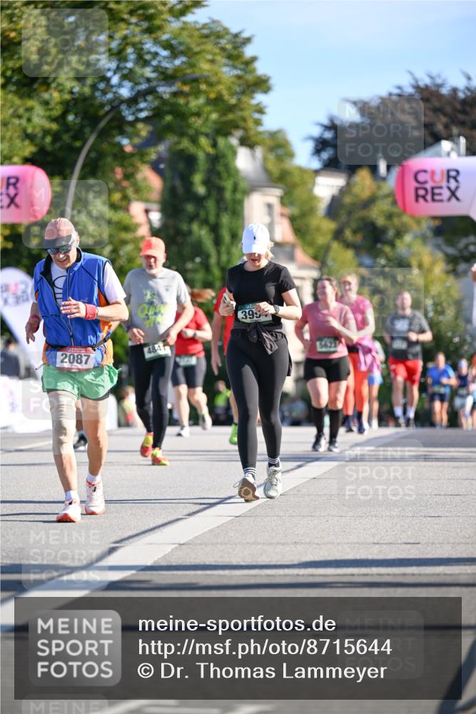 07.09.2025 - BARMER Alsterlauf Dr. Thomas Lammeyer http://msf.ph/oto/8715644 07.09.2025 09:51:34 Laufen 2087, 4841, 3994, 5623 meine-sportfotos.de