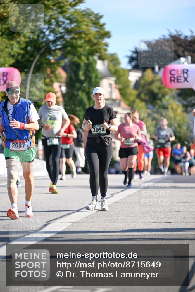 07.09.2025 - BARMER Alsterlauf Dr. Thomas Lammeyer http://msf.ph/oto/8715649 07.09.2025 09:51:35 Laufen 2087, 3994 meine-sportfotos.de