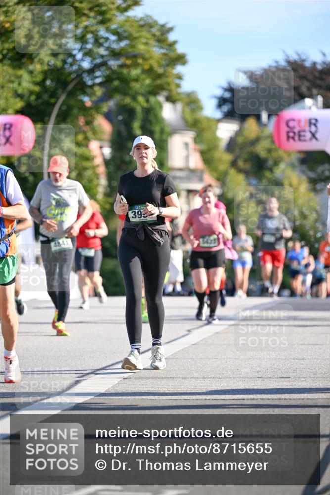 07.09.2025 - BARMER Alsterlauf Dr. Thomas Lammeyer http://msf.ph/oto/8715655 07.09.2025 09:51:35 Laufen 4841, 399 meine-sportfotos.de