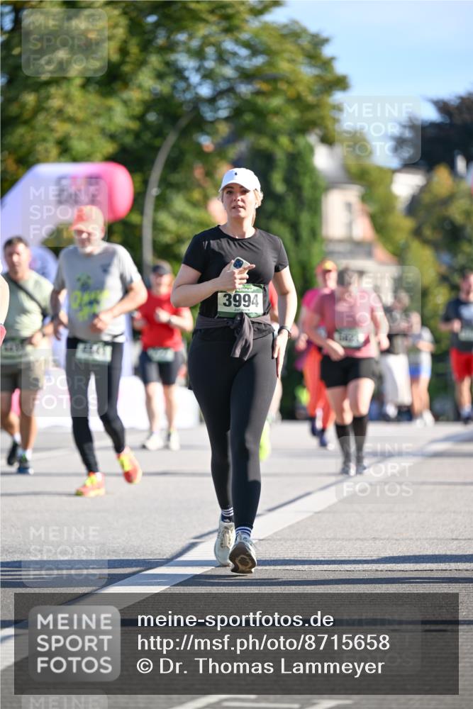 07.09.2025 - BARMER Alsterlauf Dr. Thomas Lammeyer http://msf.ph/oto/8715658 07.09.2025 09:51:37 Laufen 4441, 3994 meine-sportfotos.de