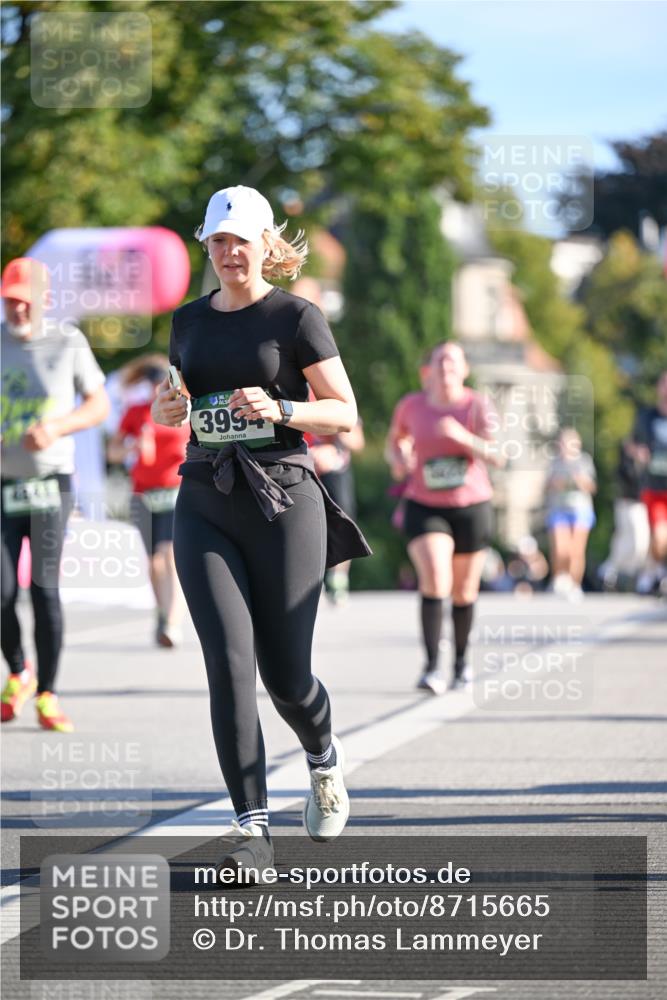 07.09.2025 - BARMER Alsterlauf Dr. Thomas Lammeyer http://msf.ph/oto/8715665 07.09.2025 09:51:38 Laufen 3994 meine-sportfotos.de