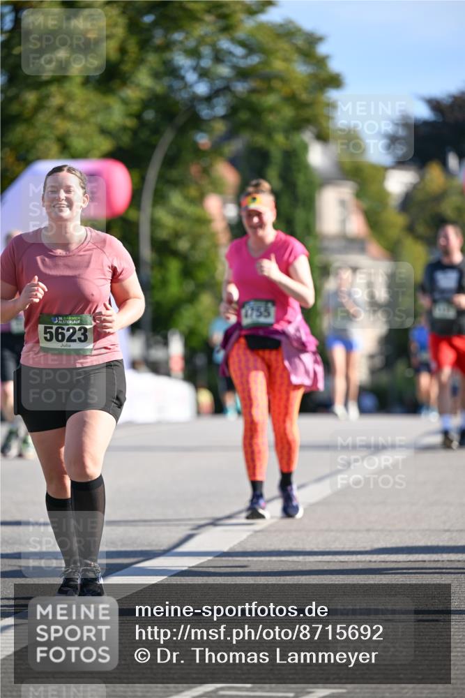 07.09.2025 - BARMER Alsterlauf Dr. Thomas Lammeyer http://msf.ph/oto/8715692 07.09.2025 09:51:42 Laufen 1636, 5623, 1755 meine-sportfotos.de