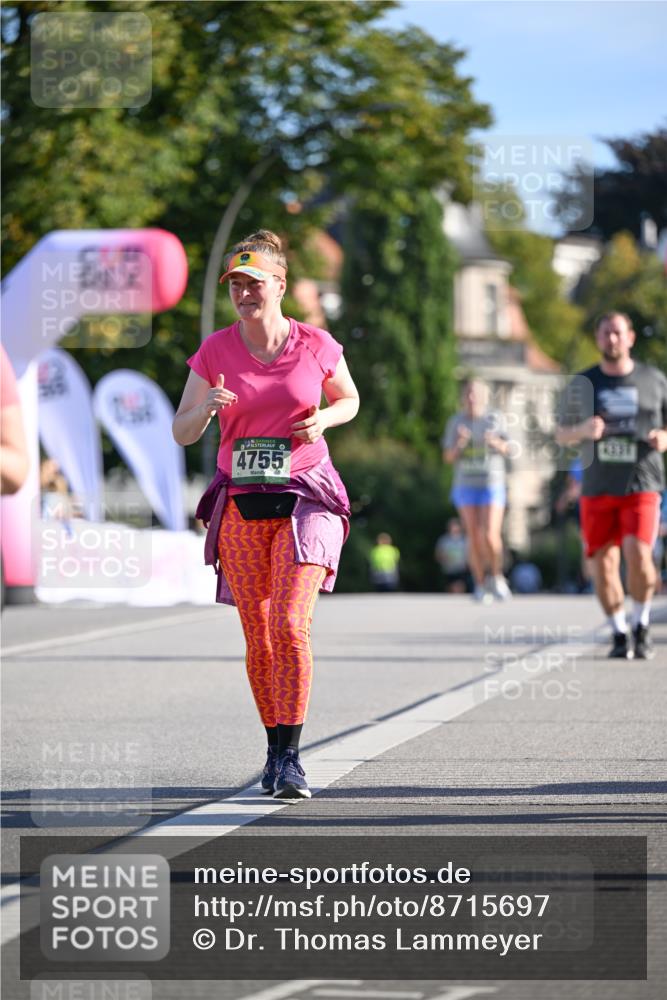 07.09.2025 - BARMER Alsterlauf Dr. Thomas Lammeyer http://msf.ph/oto/8715697 07.09.2025 09:51:43 Laufen 4755 meine-sportfotos.de