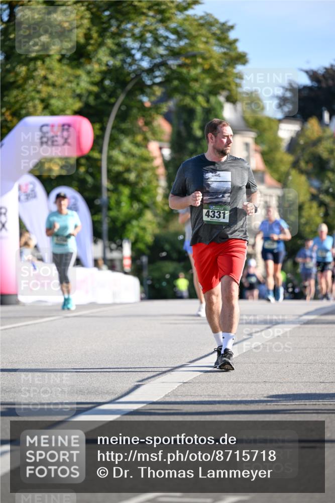 07.09.2025 - BARMER Alsterlauf Dr. Thomas Lammeyer http://msf.ph/oto/8715718 07.09.2025 09:51:46 Laufen 4331 meine-sportfotos.de