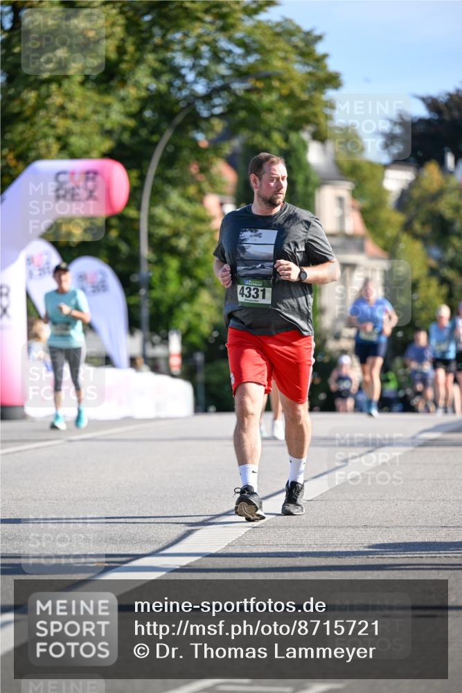 07.09.2025 - BARMER Alsterlauf Dr. Thomas Lammeyer http://msf.ph/oto/8715721 07.09.2025 09:51:47 Laufen 4331 meine-sportfotos.de