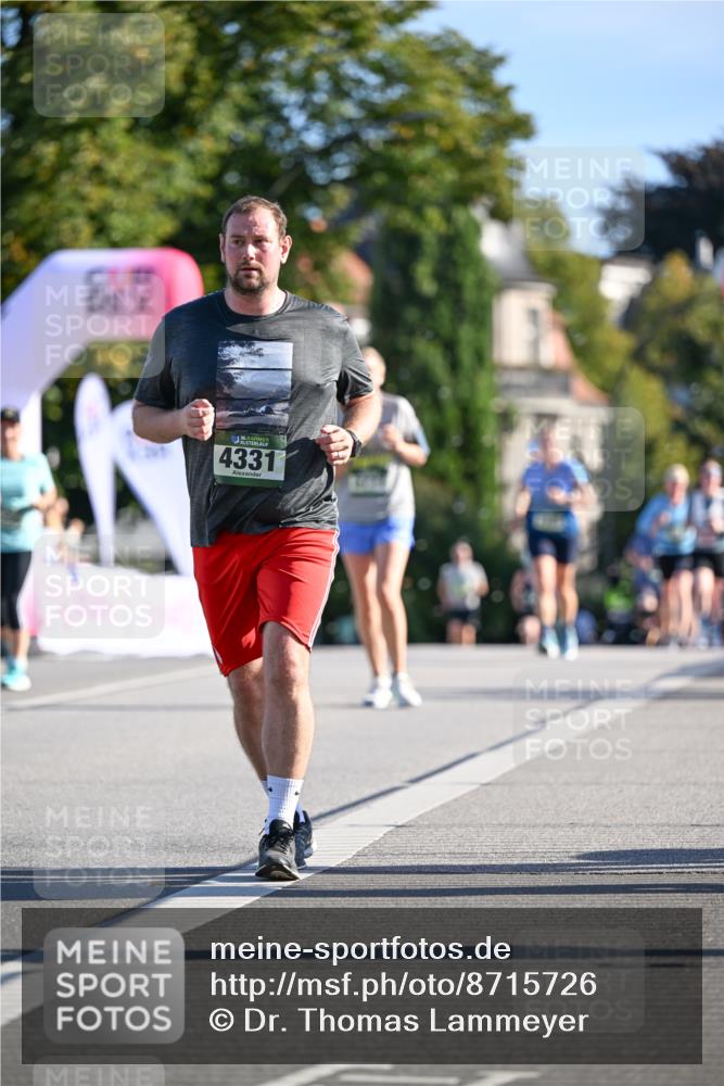 07.09.2025 - BARMER Alsterlauf Dr. Thomas Lammeyer http://msf.ph/oto/8715726 07.09.2025 09:51:48 Laufen 6, 4331 meine-sportfotos.de
