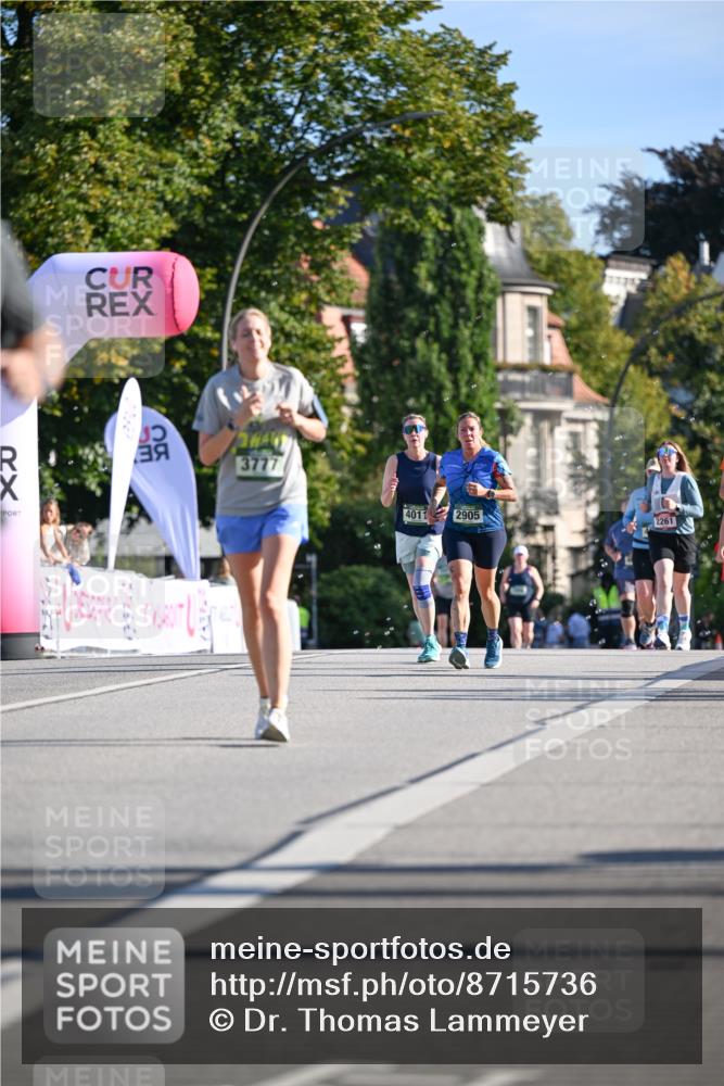 07.09.2025 - BARMER Alsterlauf Dr. Thomas Lammeyer http://msf.ph/oto/8715736 07.09.2025 09:51:49 Laufen 1, 3777, 4011, 2905, 2261 meine-sportfotos.de