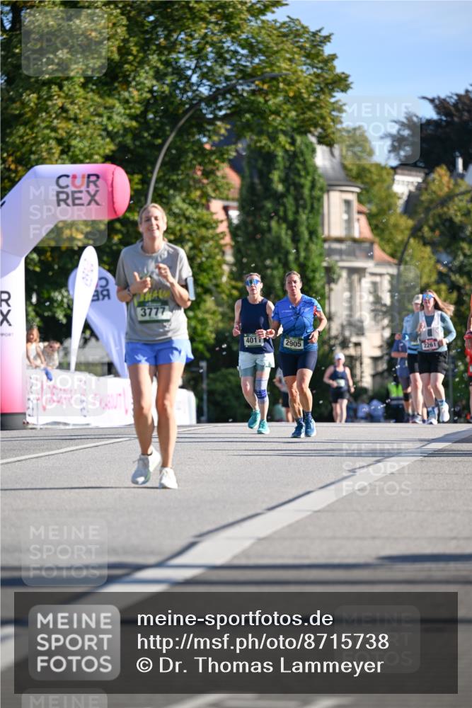 07.09.2025 - BARMER Alsterlauf Dr. Thomas Lammeyer http://msf.ph/oto/8715738 07.09.2025 09:51:50 Laufen 3777, 401, 2905, 2261 meine-sportfotos.de