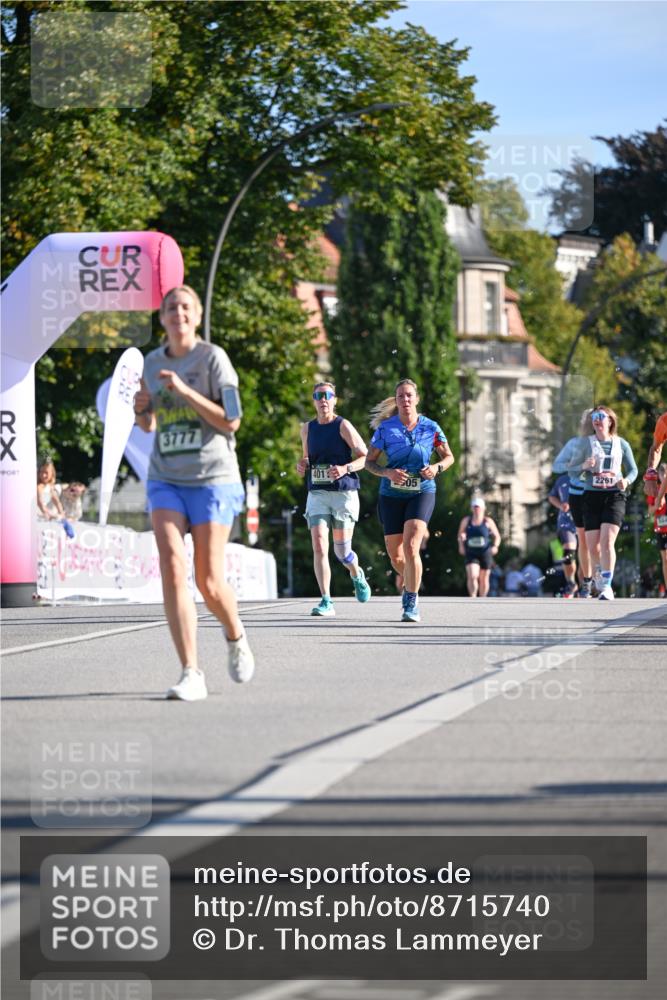 07.09.2025 - BARMER Alsterlauf Dr. Thomas Lammeyer http://msf.ph/oto/8715740 07.09.2025 09:51:50 Laufen 3777, 401, 05, 2261 meine-sportfotos.de