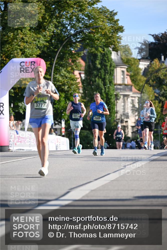 07.09.2025 - BARMER Alsterlauf Dr. Thomas Lammeyer http://msf.ph/oto/8715742 07.09.2025 09:51:50 Laufen 3777, 33253, 4011, 2905, 2261 meine-sportfotos.de