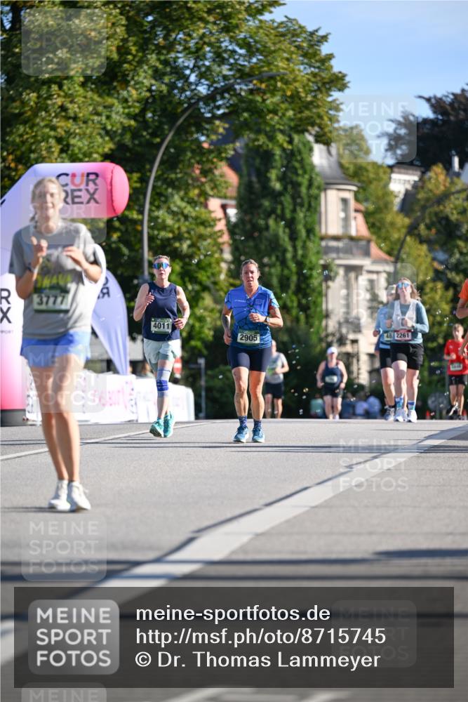 07.09.2025 - BARMER Alsterlauf Dr. Thomas Lammeyer http://msf.ph/oto/8715745 07.09.2025 09:51:51 Laufen 15252, 4011, 2905, 48, 2261 meine-sportfotos.de